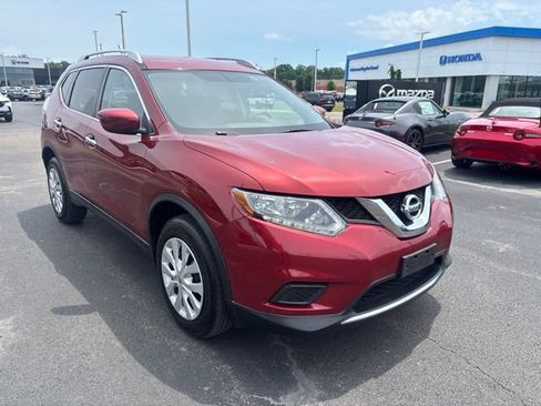 Used 2016 Nissan Rogue S w/ Appearance Package AWD/4WD image 5
