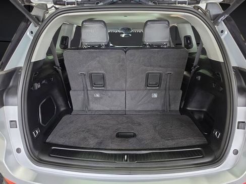 Used 2021 Jeep Grand Cherokee L Limited AWD/4WD image 37