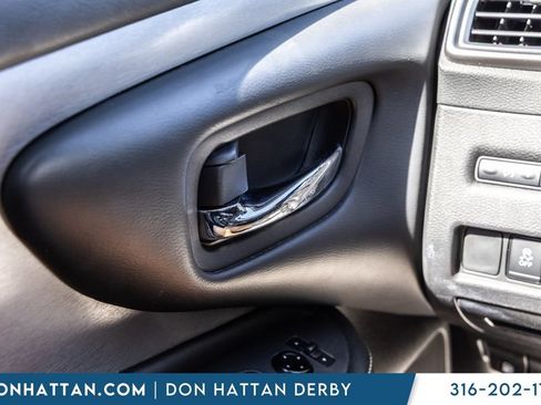 Used 2023 Nissan Murano SV FWD image 15
