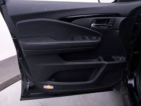 Used 2023 Honda Ridgeline Black Edition image 31