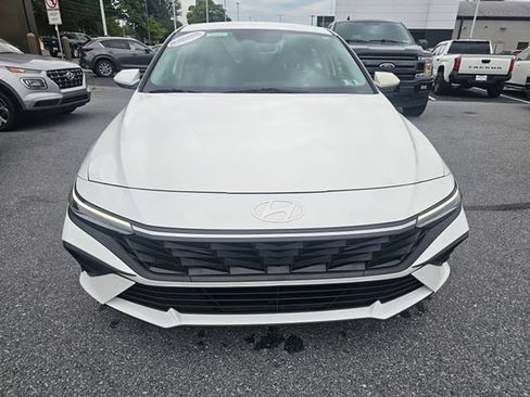 Certified 2024 Hyundai Elantra SEL FWD image 13