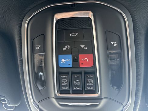New 2026 Jeep Cherokee Overland AWD/4WD image 23