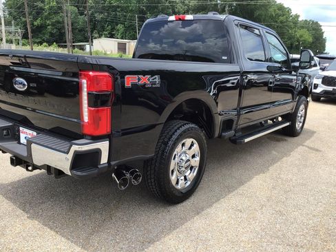 New 2026 Ford F250 Lariat w/ Chrome Package AWD/4WD image 9