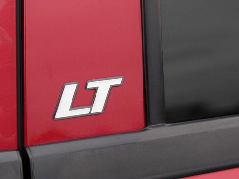 Used 2002 Chevrolet TrailBlazer LT w/ Preferred Equipment Group AWD/4WD image 27