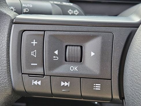 New 2026 Nissan Kicks SV w/ SV Premium Package AWD/4WD image 19