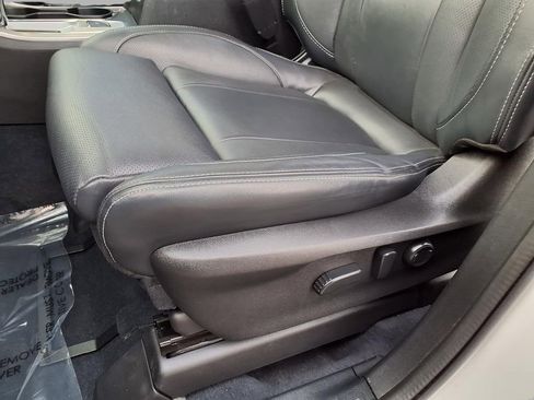 Used 2021 Subaru Ascent Limited w/ Technology Package image 23