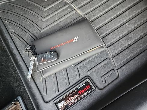 Used 2012 Dodge Charger SE RWD image 33