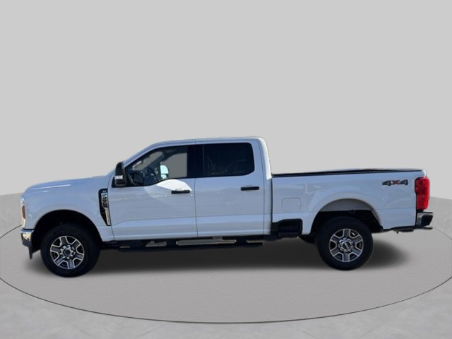 Used 2025 Ford F250 XLT AWD/4WD image 5