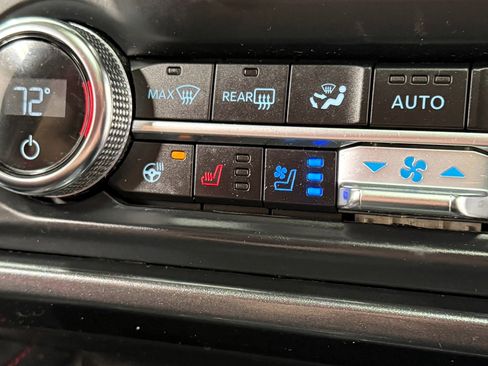 Used 2022 Ford Expedition Max Limited AWD/4WD image 30