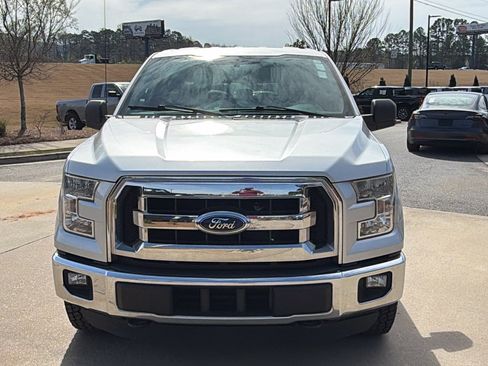 Used 2015 Ford F150 XLT image 3