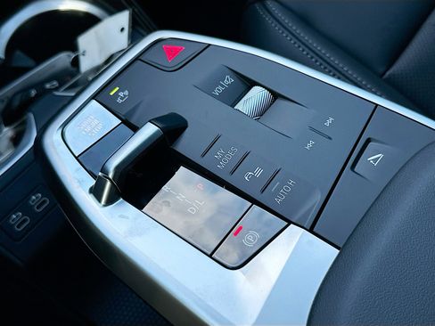 New 2026 BMW X1 xDrive28i w/ Technology Package image 14