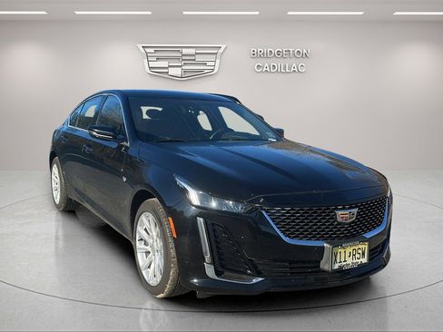 Used 2023 Cadillac CT5 Luxury w/ Cold Weather Package image 13