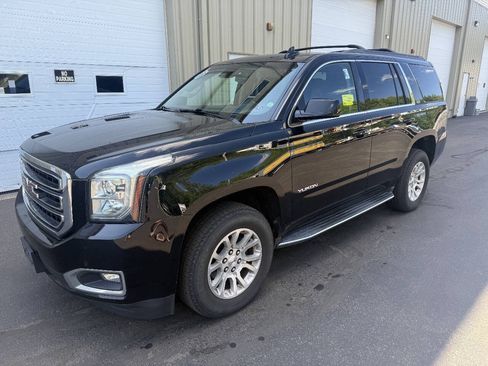 Used 2018 GMC Yukon SLT w/ Open Road Package AWD/4WD image 5