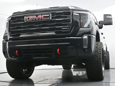 Used 2024 GMC Sierra 2500 AT4 w/ AT4 Premium Plus Package AWD/4WD image 46