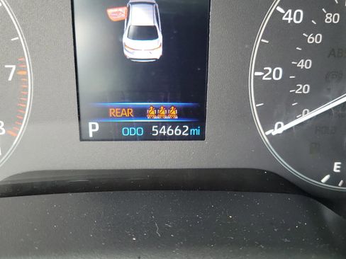 Used 2024 Toyota Corolla LE image 18