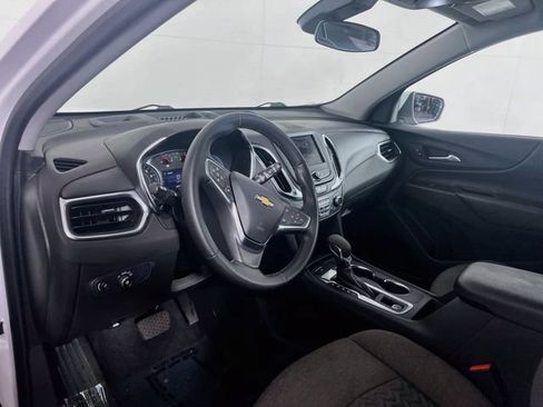 Used 2024 Chevrolet Equinox LT AWD/4WD image 8