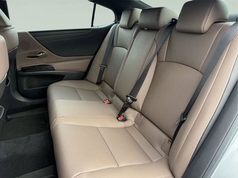 Certified 2025 Lexus ES 350 Base w/ Premium Package image 22