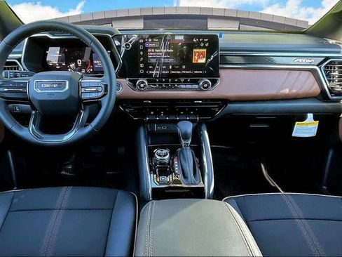 New 2025 GMC Canyon AT4 w/ Nightfall Edition image 5