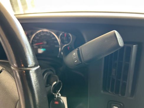 Used 2023 GMC Savana 3500 w/ Power Convenience Package image 8