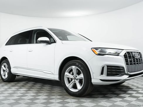 Certified 2022 Audi Q7 2.0T Premium image 1