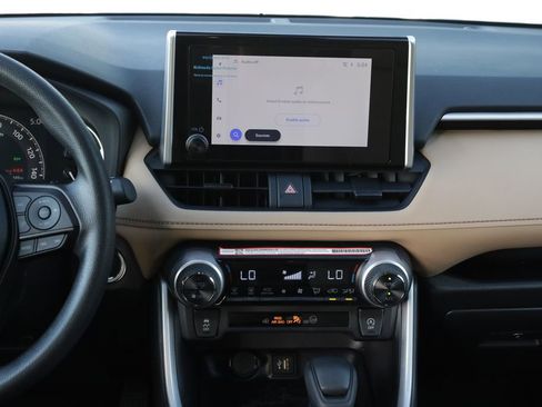 Used 2025 Toyota RAV4 XLE w/ Convenience Package image 8