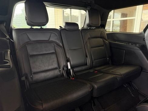 Used 2025 Lincoln Navigator Black Label AWD/4WD image 39
