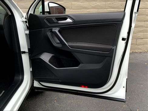 Used 2019 Volkswagen Tiguan S w/ Driver Assistance Package FWD image 23