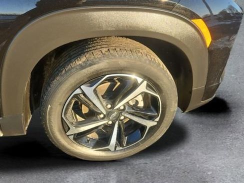 Used 2023 Chevrolet TrailBlazer RS image 17