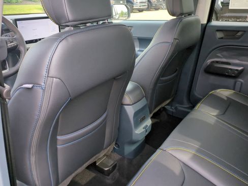 New 2025 Ford Maverick Lobo image 19