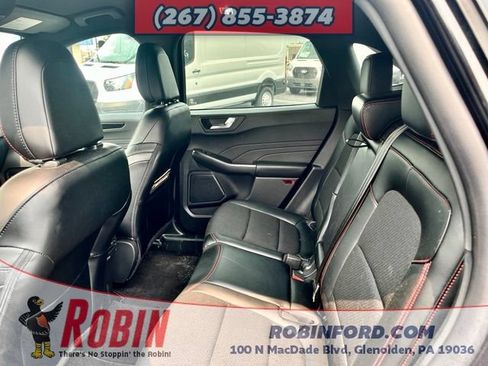 Used 2025 Ford Escape ST-Line Select AWD/4WD image 7