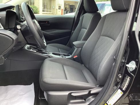 Used 2024 Toyota Corolla LE FWD image 12