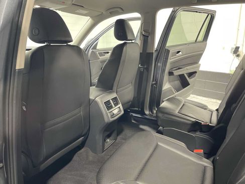 Used 2019 Volkswagen Atlas SE w/ Towing Package AWD/4WD image 12