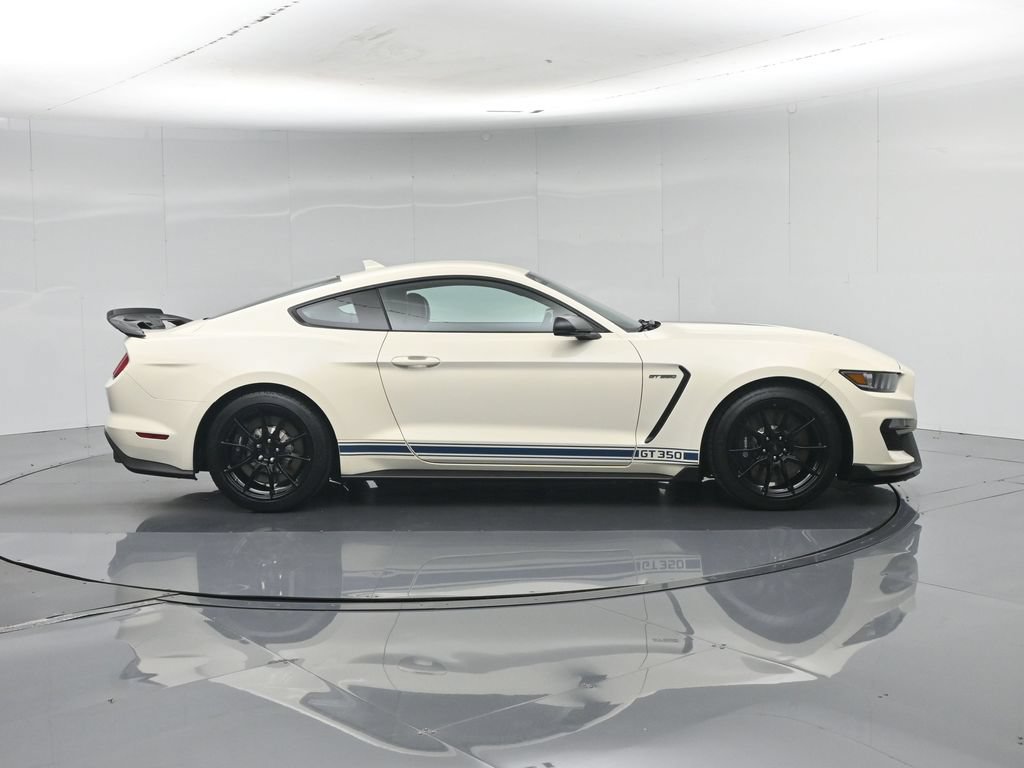 Certified 2020 Ford Mustang Shelby GT350 w/ Technology Package RWD image 25