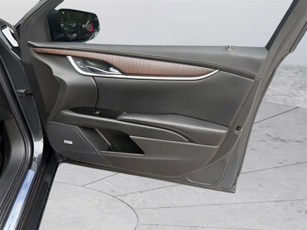 Used 2018 Cadillac XTS Luxury AWD/4WD image 22