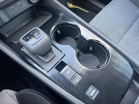 Certified 2023 Nissan Rogue SV FWD image 8