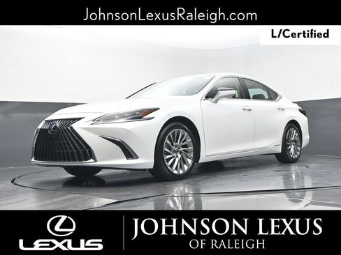 Certified 2022 Lexus ES 300h Ultra Luxury w/ Accessory Package 2 FWD image 17