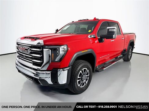 Used 2024 GMC Sierra 2500 SLT w/ SLT Premium Package image 1