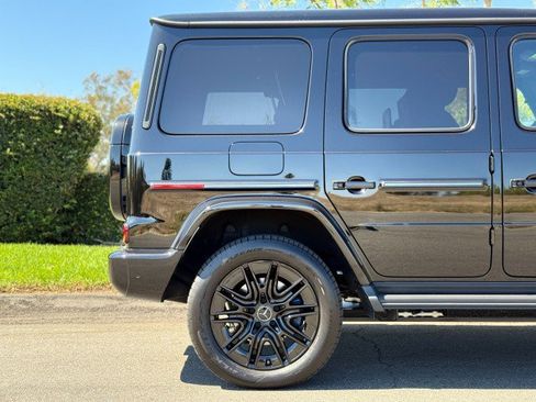 Used 2025 Mercedes-Benz G 580 w/ EQ Technology image 9