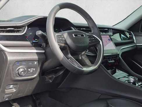 Used 2022 Jeep Grand Cherokee Limited 4xe AWD/4WD image 10