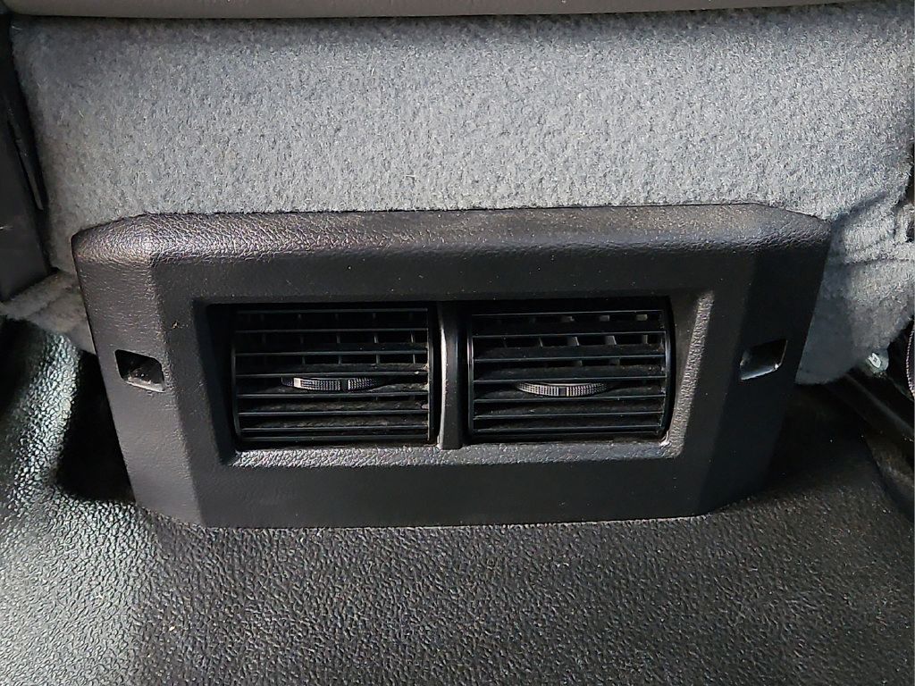 Used 2019 RAM 1500 Tradesman w/ Chrome Appearance Group RWD image 14