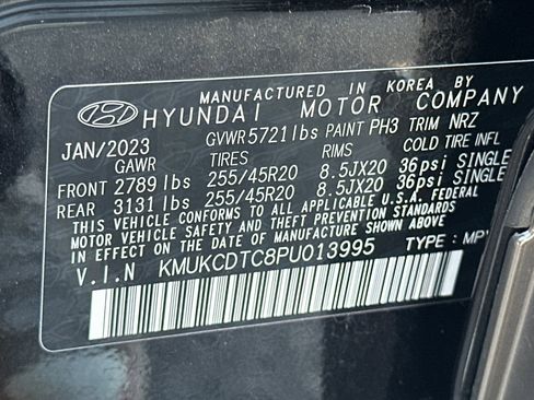 Used 2023 Genesis GV60 Advanced image 30