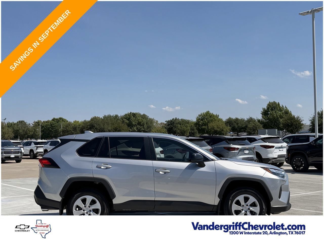 Used 2024 Toyota RAV4 LE FWD image 3