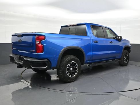 Used 2024 Chevrolet Silverado 1500 ZR2 w/ Technology Package AWD/4WD image 5