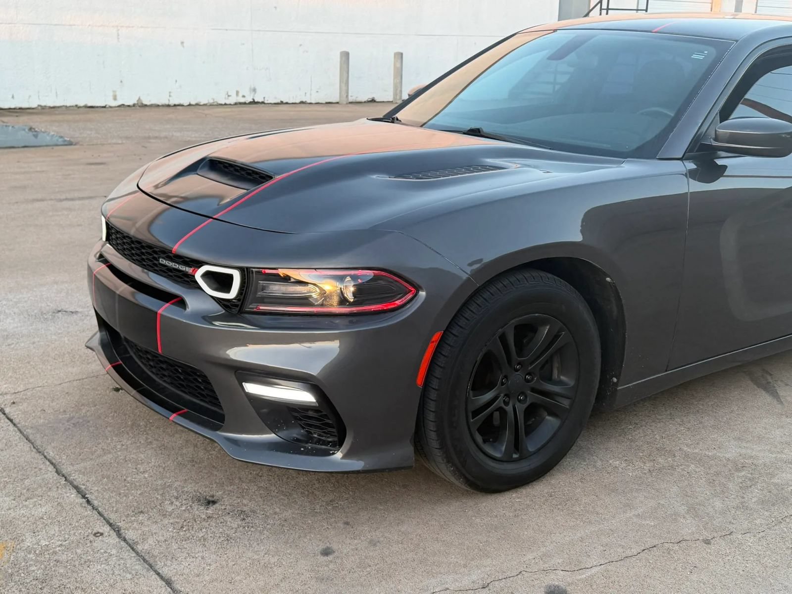 Used 2018 Dodge Charger SXT RWD image 11