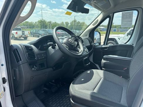 Used 2024 RAM ProMaster 1500 w/ Safety Group FWD image 2