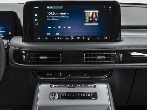 New 2026 Lincoln Aviator Reserve RWD image 7