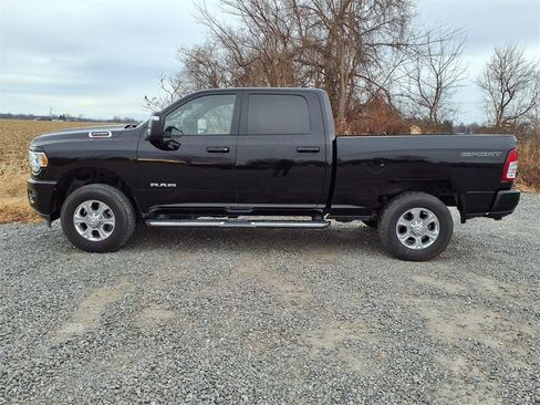 Used 2024 RAM 2500 Big Horn w/ Sport Appearance Package image 35