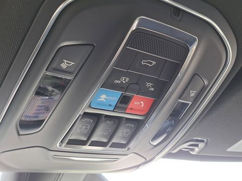 New 2026 Jeep Grand Wagoneer Limited image 12