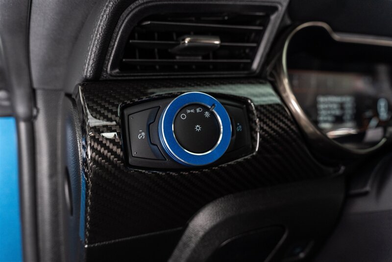 Used 2021 Ford Mustang Shelby GT500 w/ Carbon Fiber Track Pack RWD image 95