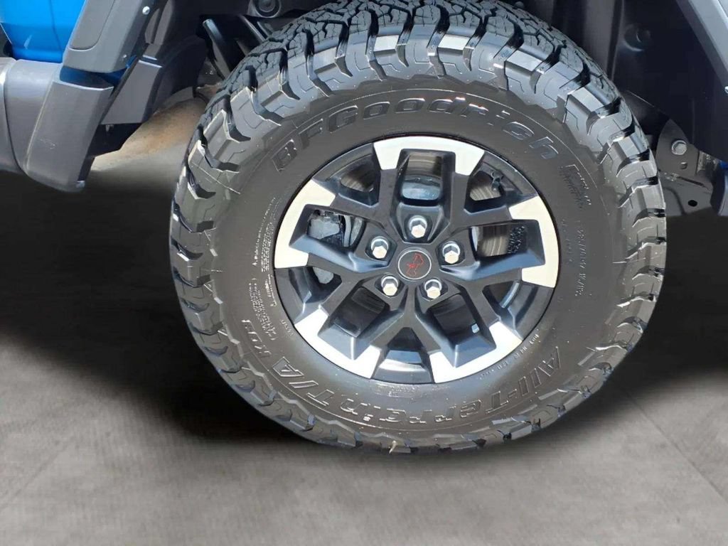 Used 2025 Jeep Wrangler Unlimited Rubicon AWD/4WD image 20